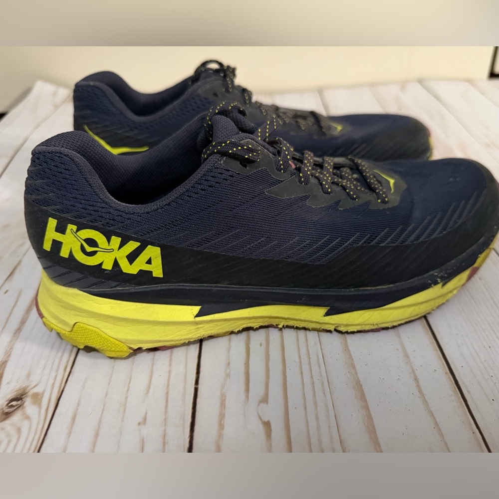 Hoka Torrent 2 Womens Athletic Running Shoes Size 7